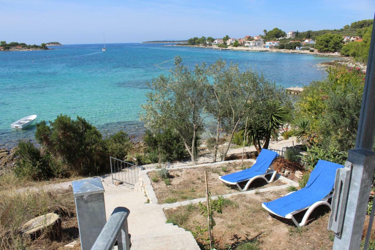 Apartments Andrea Vela Luka Exterior photo